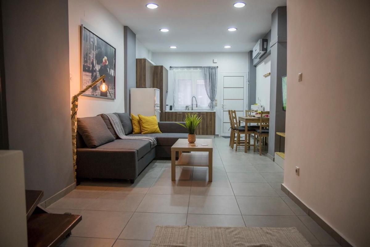 Billys House Apartment Trikala  Ngoại thất bức ảnh