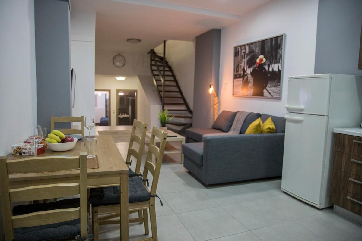 Billys House Apartment Trikala  Ngoại thất bức ảnh